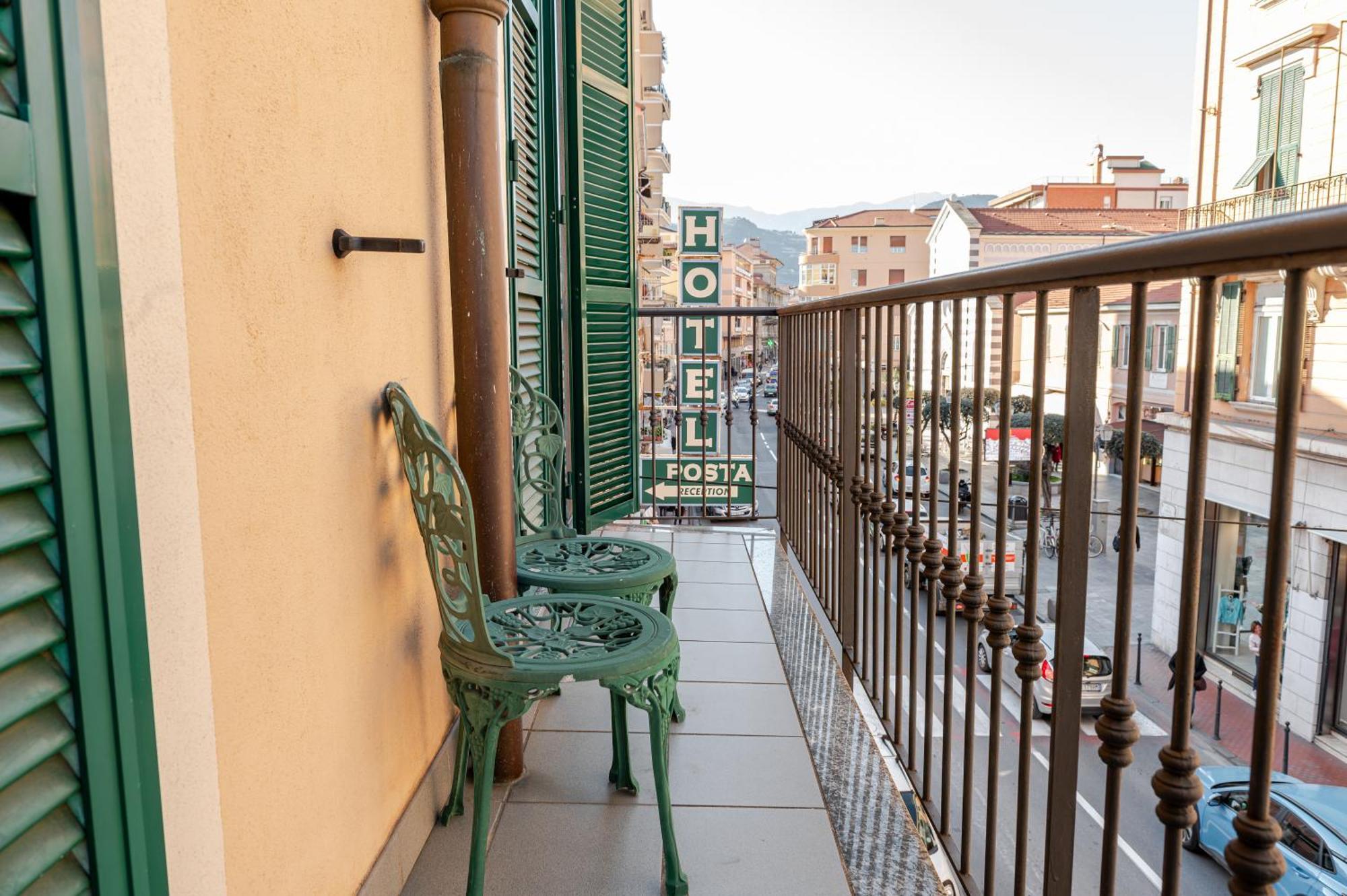 Hotel Posta - 3 Stars - Comfortable Stay In Ventimiglia Exterior foto