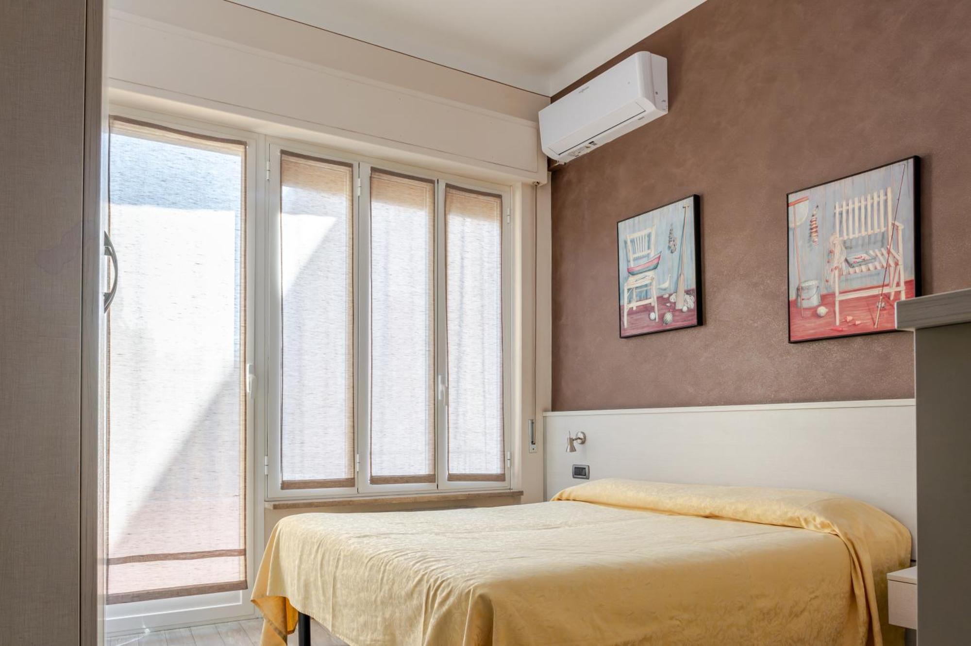Hotel Posta - 3 Stars - Comfortable Stay In Ventimiglia Exterior foto